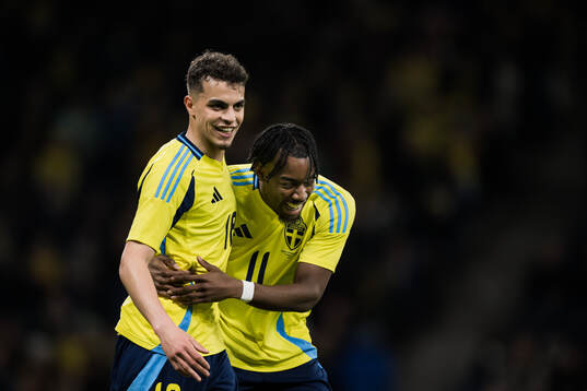 Yasin Ayari and Anthony Elanga of Sweden celebrating the