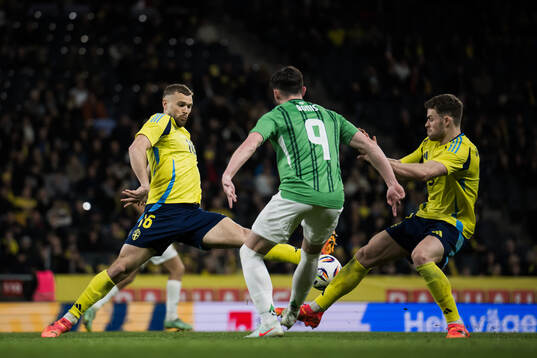 Jesper Karlström and Gabriel Gudmundsson of Sweden and Lee