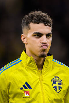 Yasin Ayari of Sweden