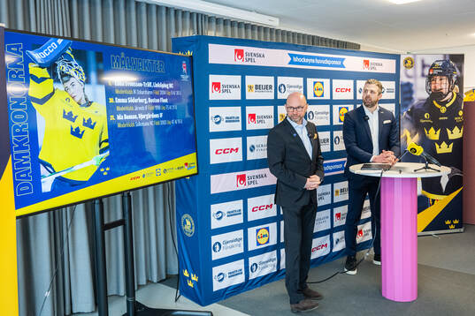 Bläddra bland fler bilder av  Ice Hockey, Women, Sweden, Press conference
