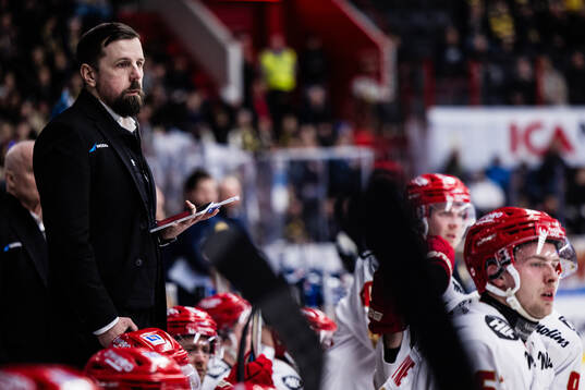 Kalmars tränare Viktor Tuurala
