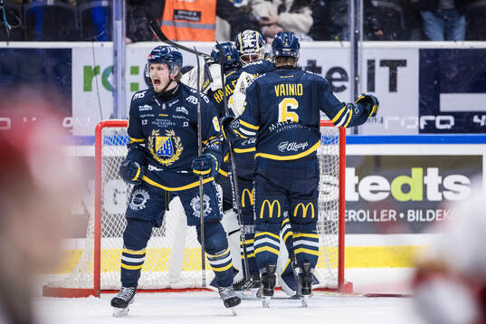 Södertäljes målvakt Oliver Håkansson, Hampus Harlestam