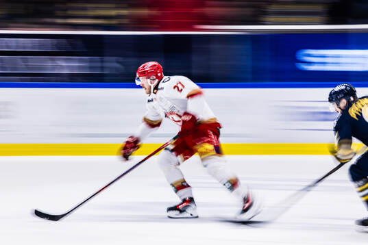 Panorering av Kalmars Henrik Nilsson