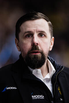Kalmars tränare Viktor Tuurala