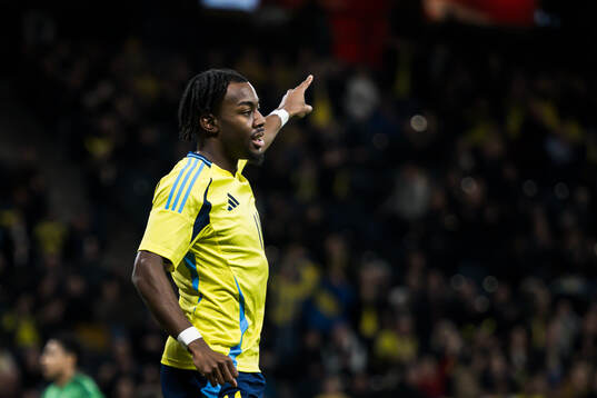 Anthony Elanga of Sweden celebrates the 5-0 goal