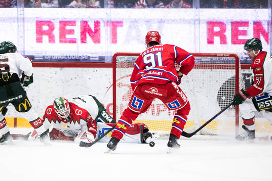 Timrås Magnus Pääjärvi gör 3-1