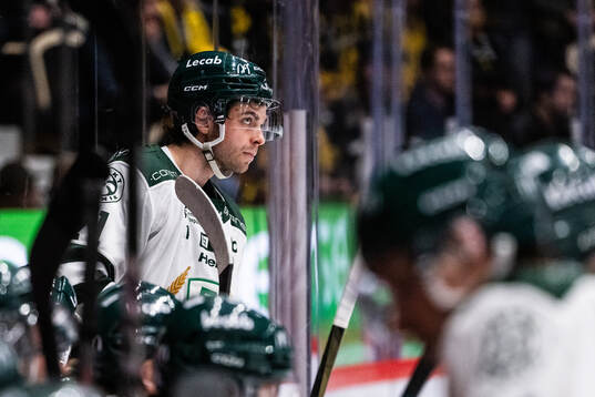 Färjestads Viktor Lodin deppar
