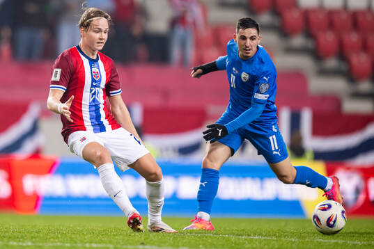 Andreas Schjelderup of Norway and scar Gloukh of Israel