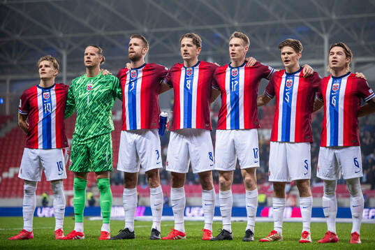Martin Ødegaard, goalkeeper Ørjan Håskjold Nyland,