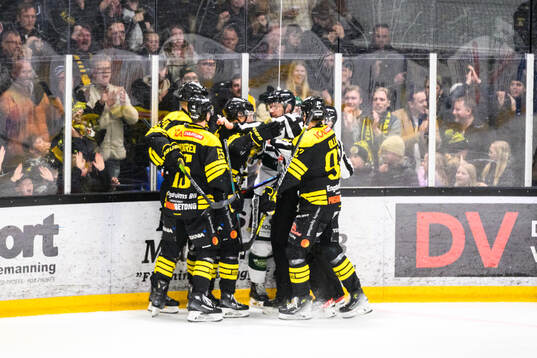 Vimmerbys Hampus Eriksson jublar