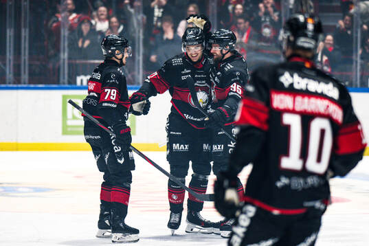 Malmö Redhawks Axel Sundberg, Jakub Galvas och Carl