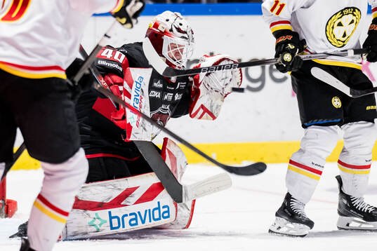 Malmö Redhawks målvakt Oskar Blomgren
