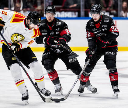 Brynäs Jack Kopacka och Malmö Redhawks Teemu Kivihalme