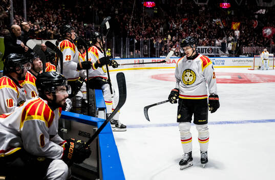 Brynäs Oskar Lindblom deppar