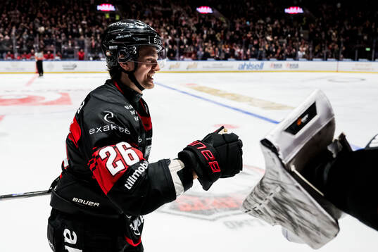 Malmö Redhawks Teemu Kivihalme jublar