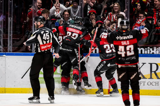 Malmö Redhawks Lassi Thomson och Christoffer Forsberg