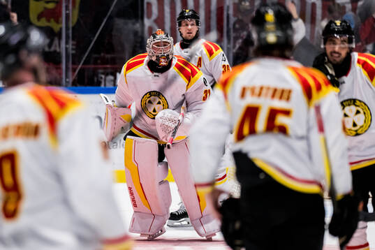 Brynäs målvakt Ludvig Persson deppar