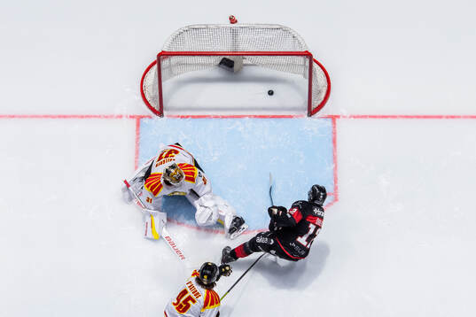 Malmö Redhawks Linus Öberg gör 3-0 bakom Brynäs