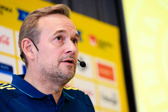 Head coach Martin Qvarmans Möller of the Swedish women's