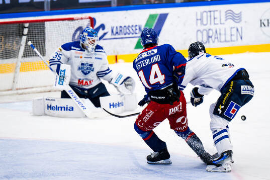 Oskarshamns Lukas Vesterlund och Karlskogas Stefan Milosevic