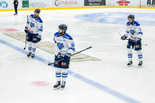 Karlskogas Jonatan Harju, Rikard Olsén och Eskild Bakke
