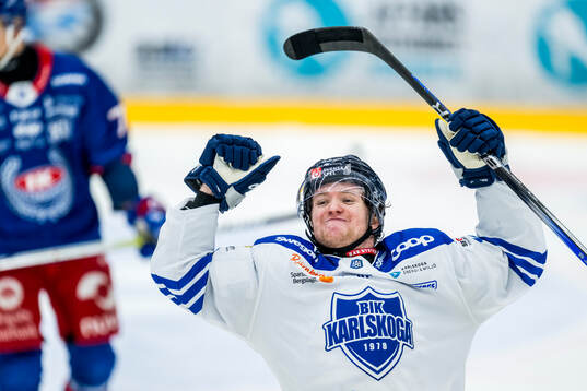 Karlskogas Hampus Plato jublar