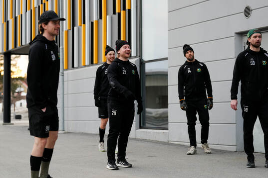 Färjestads Oskar Steen   kvartsfinal fyra i SHL mellan