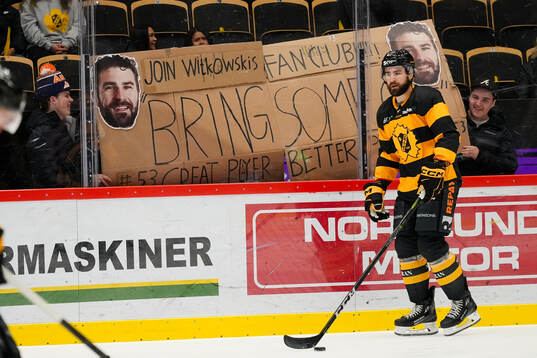 Skellefteås Luke Witkowski med fanclub