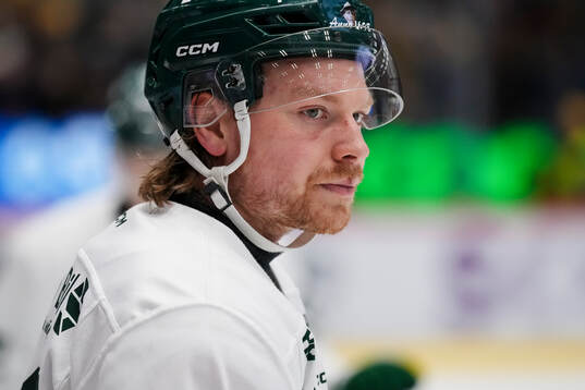 Färjestads Oskar Steen