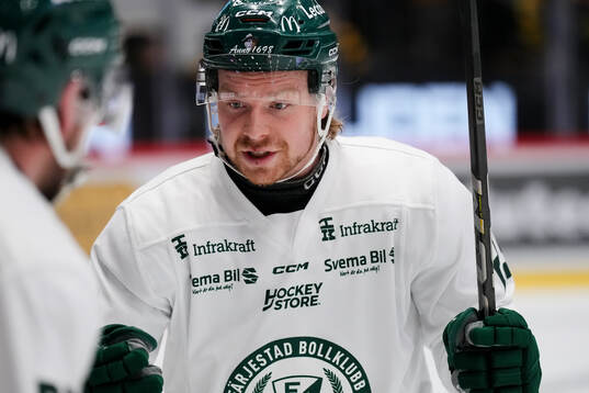 Färjestads Oskar Steen