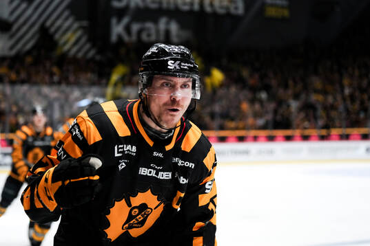 Skellefteås Pär Lindholm jublar