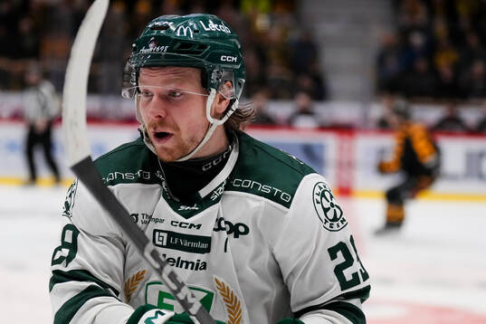 Färjestads Oskar Steen