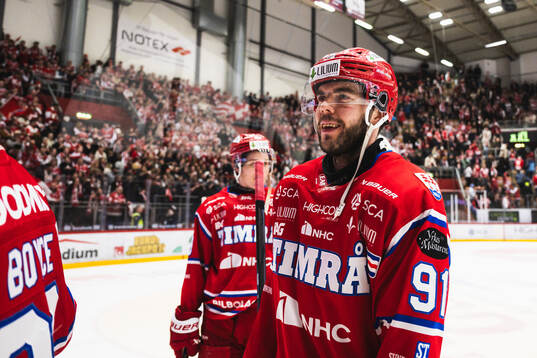 Timrås Magnus Pääjärvi jublar