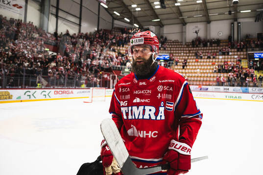 Timrås Per Svensson jublar