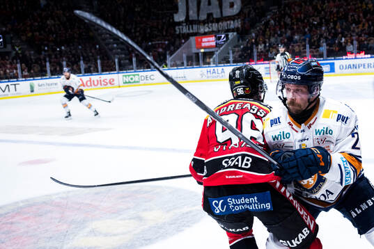 Luleås Pontus Andreasson och Växjös Brian Cooper