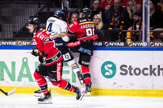 Luleås Pontus Andreasson och Växjös Keegan Lowe