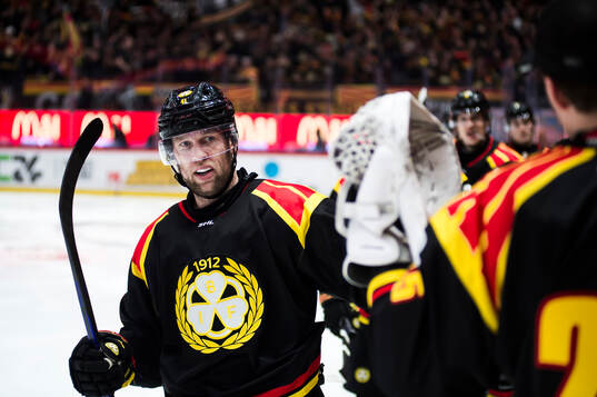 Brynäs Greg Scott jublar