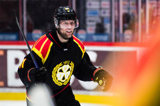 Brynäs Greg Scott jublar