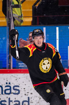 Brynäs Jakob Silfverberg jublar