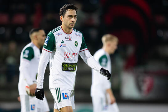 Skövde AIKs Armend Suljev  deppar