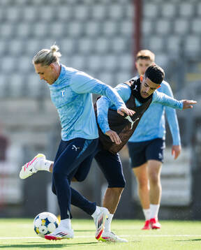 Malmö FFs Arnor Sigurdsson och Zakaria Loukili