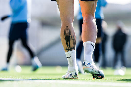 Malmö FFs Pontus Jansson med en tatuering