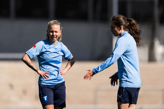 Malmö FFs Nathalie Hoff Persson och Matilda Kristell