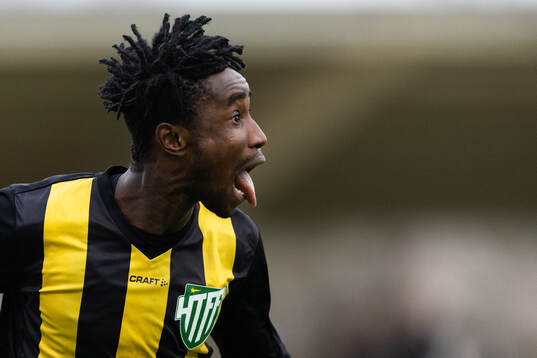Hammarby TFFs Odera Samuel Onuchukwu Adindu jublar