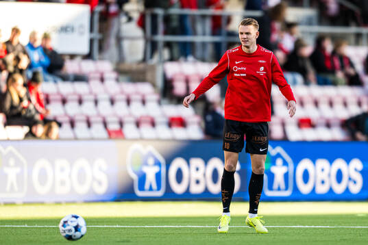 Emil Kornvig of Brann warms up