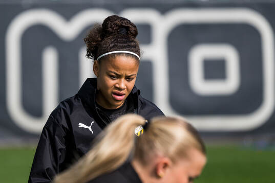 Häckens Felicia Schröder