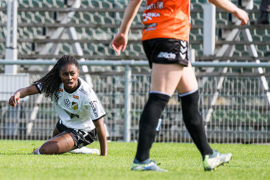 Häckens Monica Jusu Bah deppar