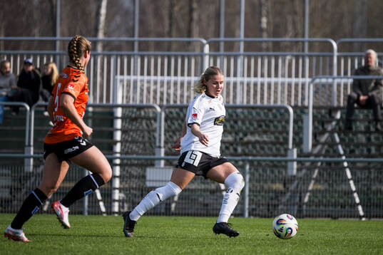Häckens Emilie Carlberg Byrnak