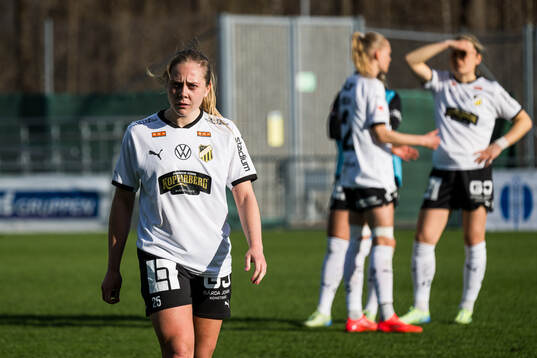 Häckens Alice Bergström deppar