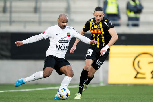 Brommapojkarnas Serge-Junior Martinsson Ngouali och